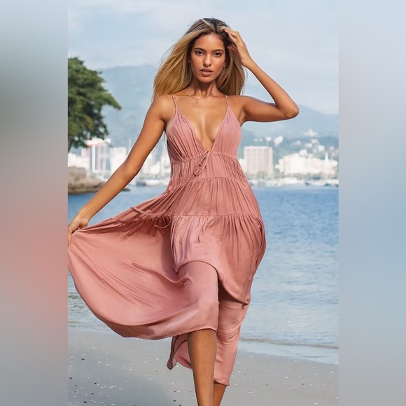 BRAND NEW!! Plunge Neck Tiered Maxi Dress - Picture 3 of 3